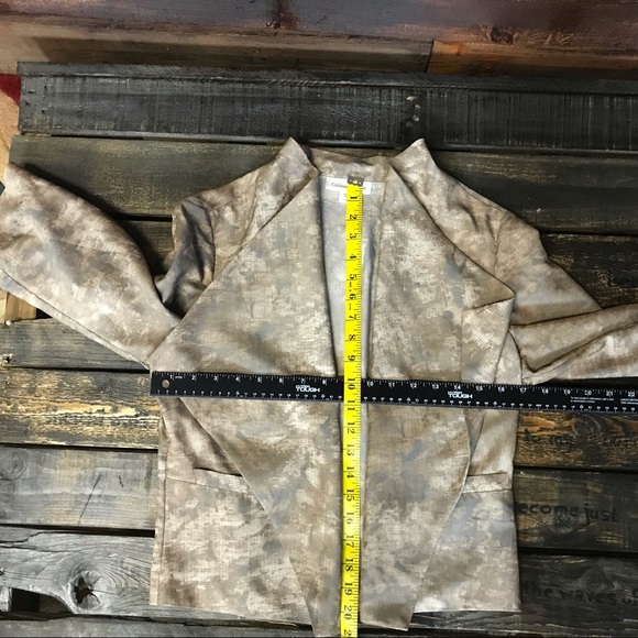 Coldwater creek jacket - Picture 5 of 7